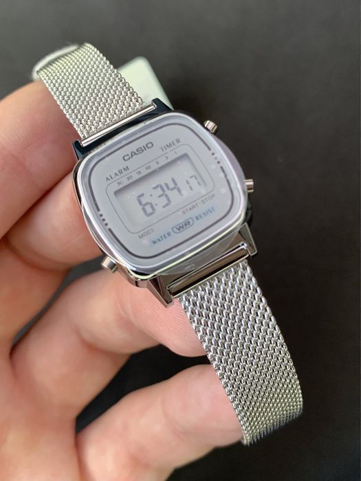 Годинник жіночий Casio LA670WEM-7D Оригінал Гарантія Часы