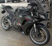 CBR 1000rr 2006 ( ótimo estado)