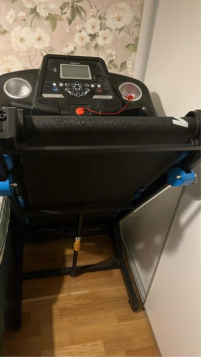Bieżnia Urbogym v520