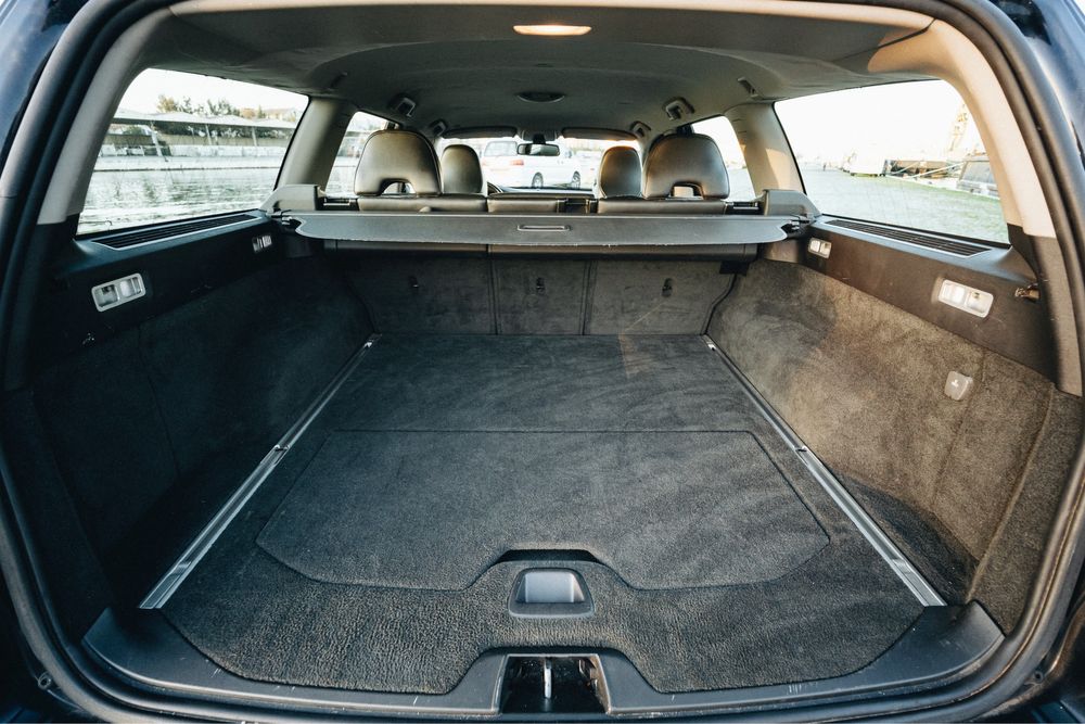 Volvo V70 III eDrive Momentum