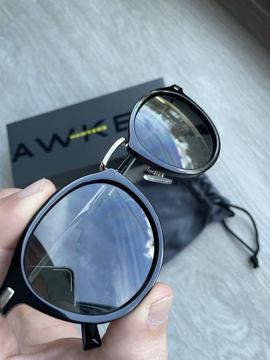 Óculos de sol Hawkers novos