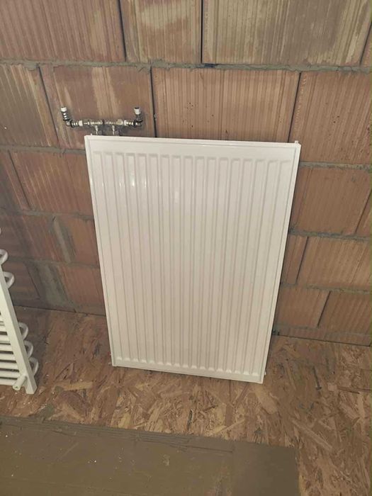 Sprzedam grzejnik pokojowy