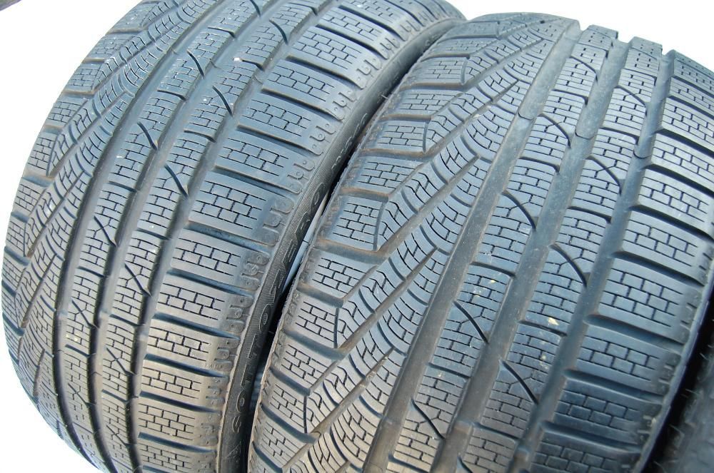 Opony zimowe Pirelli 295/30 R19 4 szt.