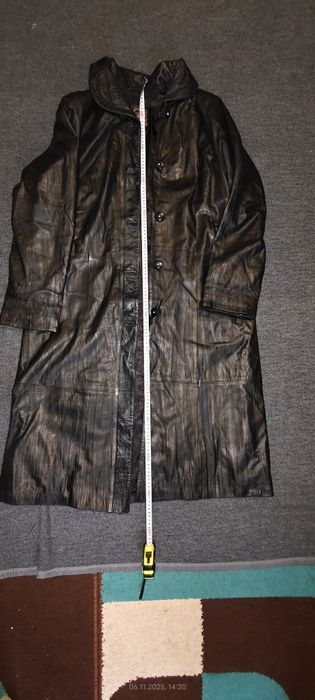 Плащ женский кожаный. Бесплатно.