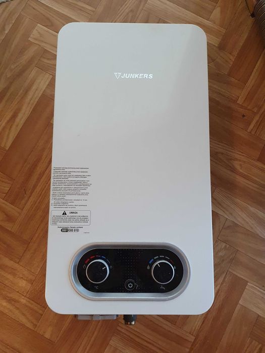 Gazowy przepływowy podgrzewacz wody,  Junkers Hydro 4200 WRD 9-4KB