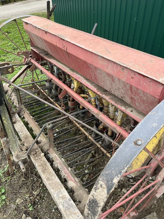 Сівалка кінська на 17 сошників