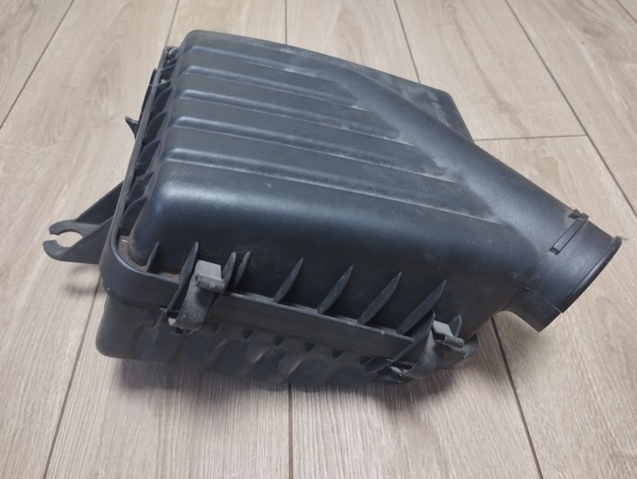 Корпус воздушного фильтра ланос,сенс,шанс