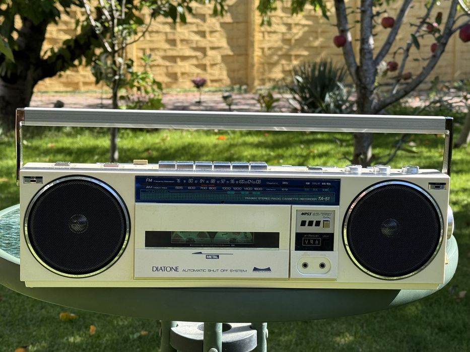 Продам магнитолу DIATONE TA-51S