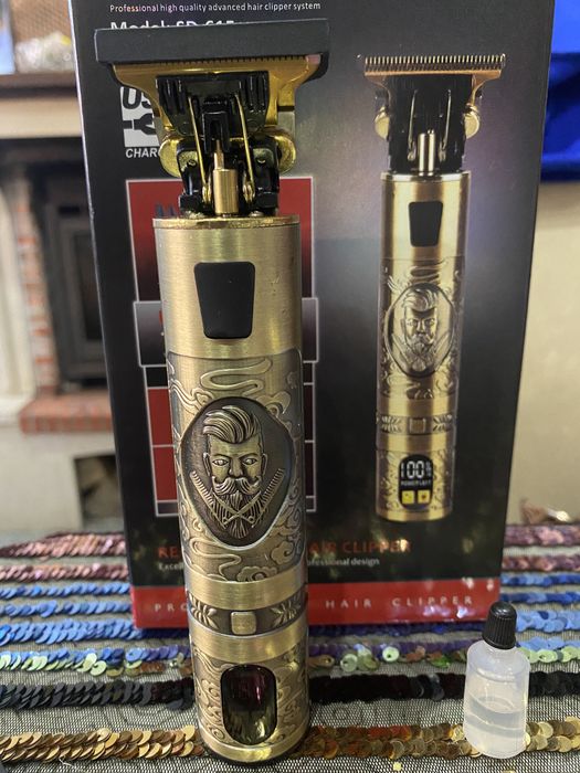 Maquina de barbear e cortar cabelo Profissional