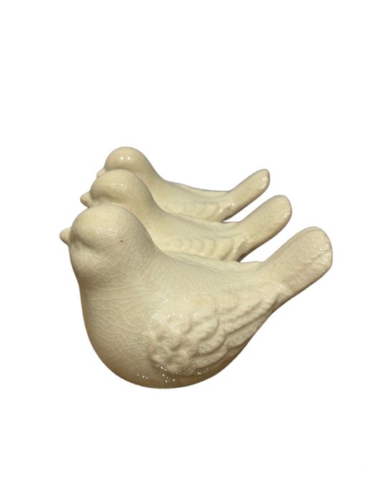 Figurka ceramiczna trzy ptaszki kremowe nr.8374