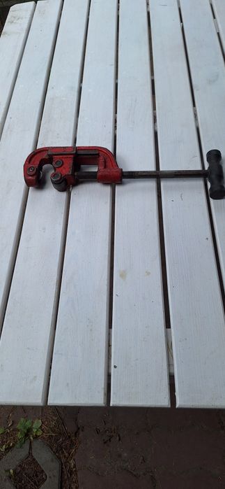 Obcinak do rur stalowych miedzianych