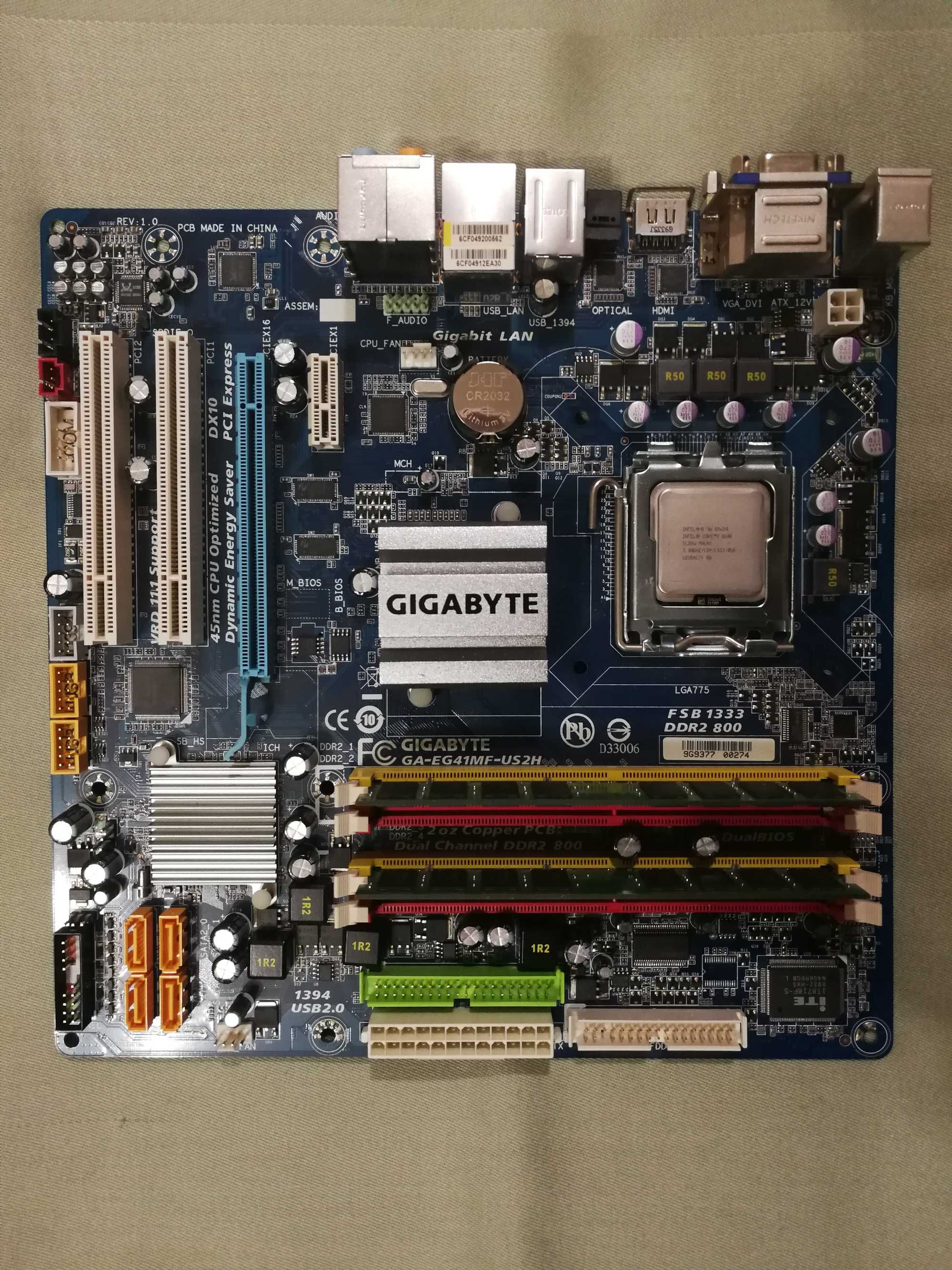 Материнская плата Gigabyte