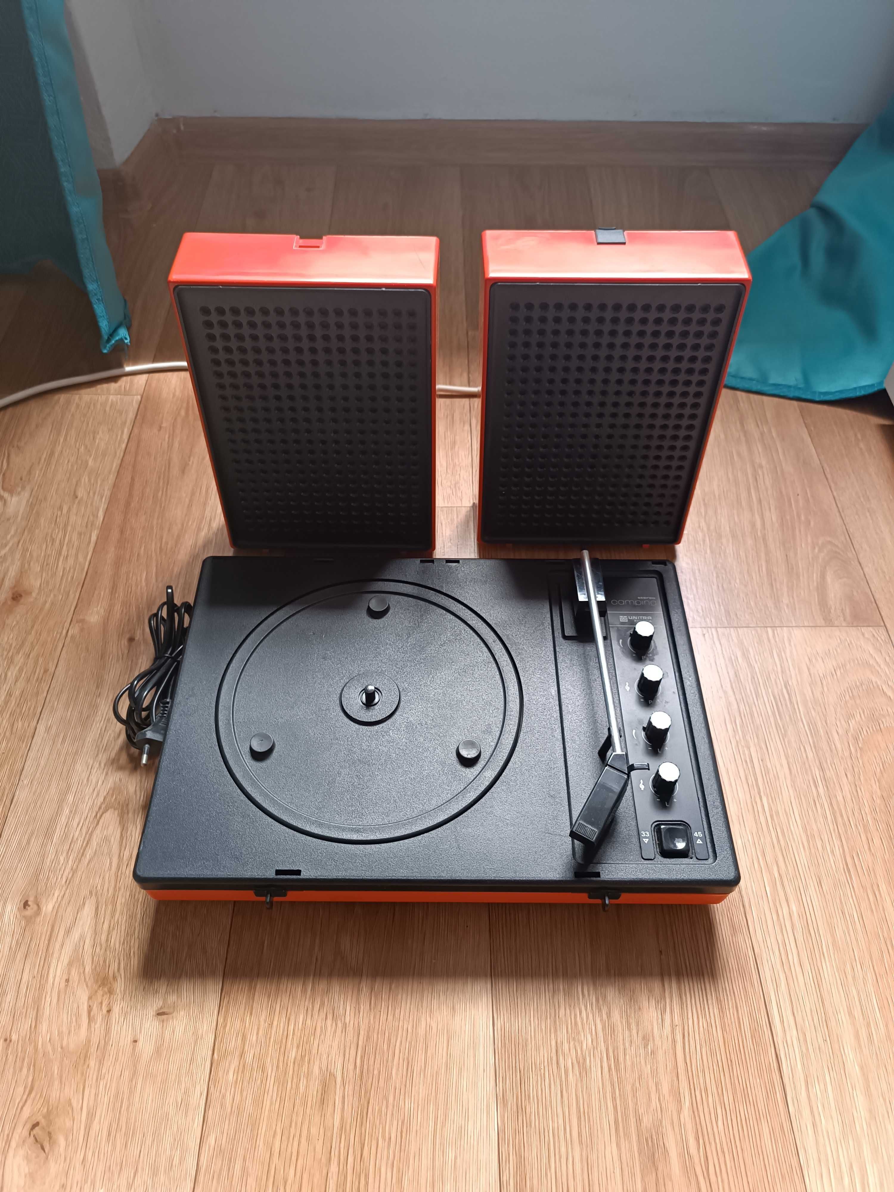 Gramofon unitra wg-700f z wzmacniaczem i głośniki
