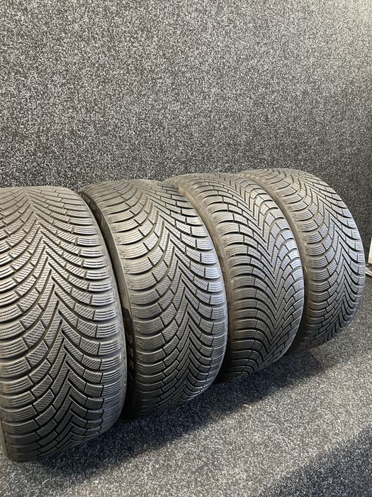Продам Б/У шини Maxxis 255/40R20 Premitra Snow WP6