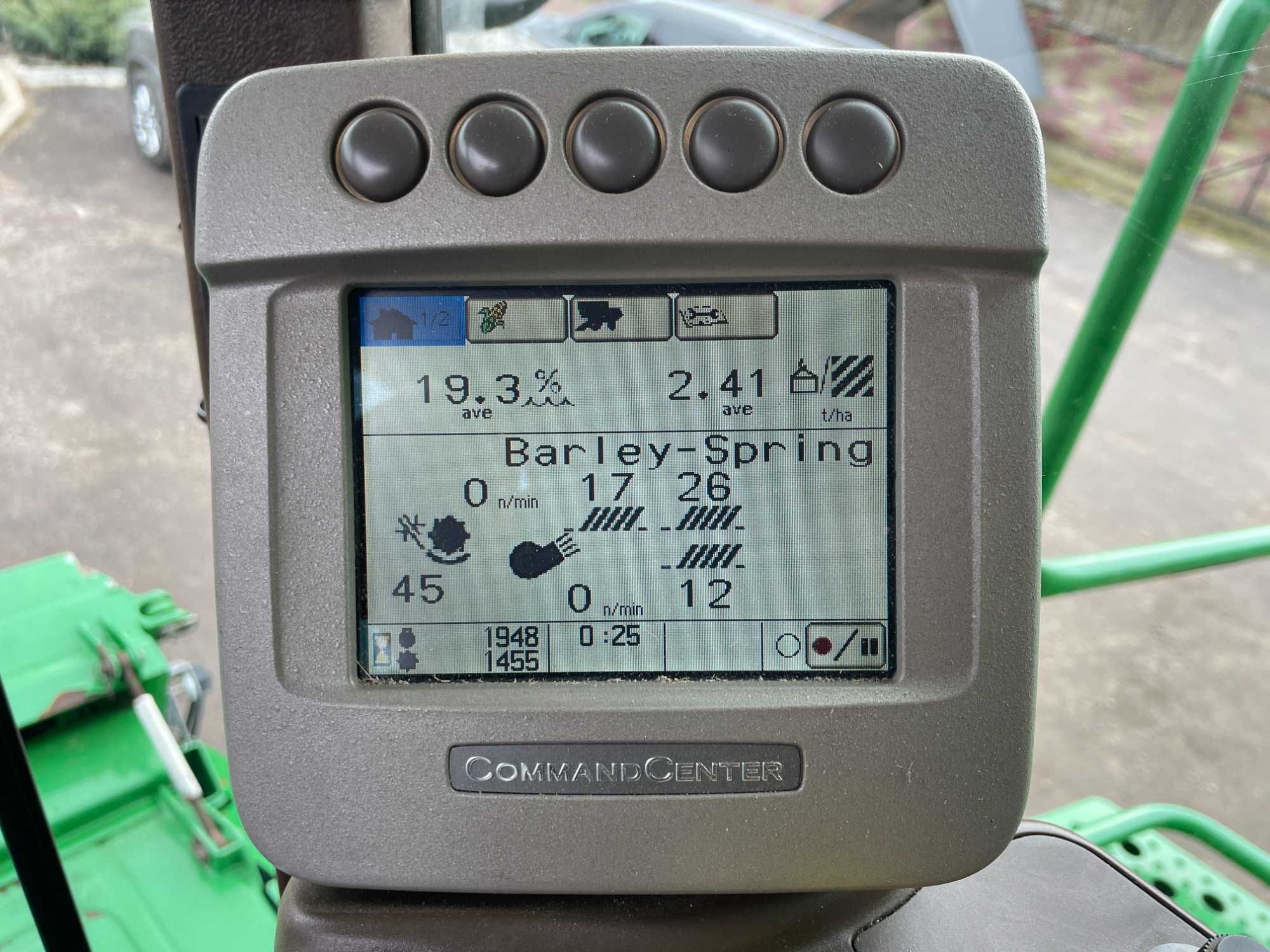 John Deere T670 625R 2010p
