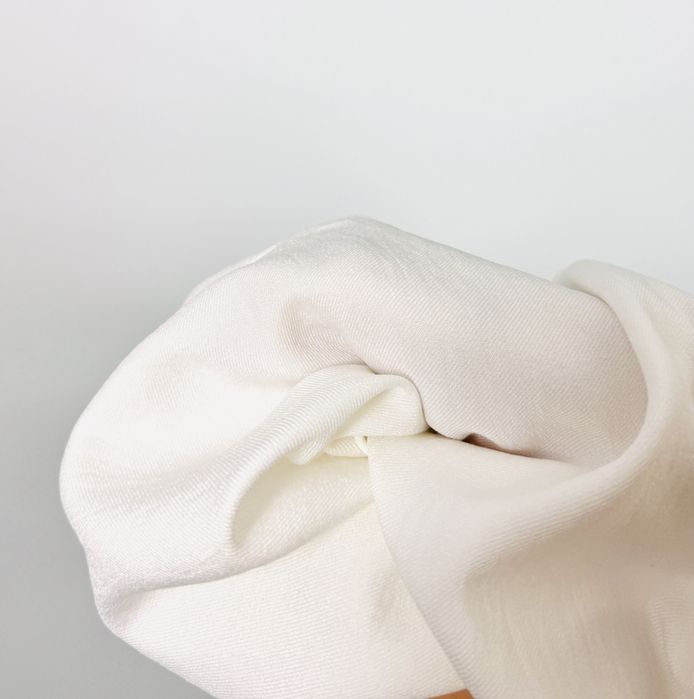 Elegancka biała bluzka z długim rękawem S 36 Floyd