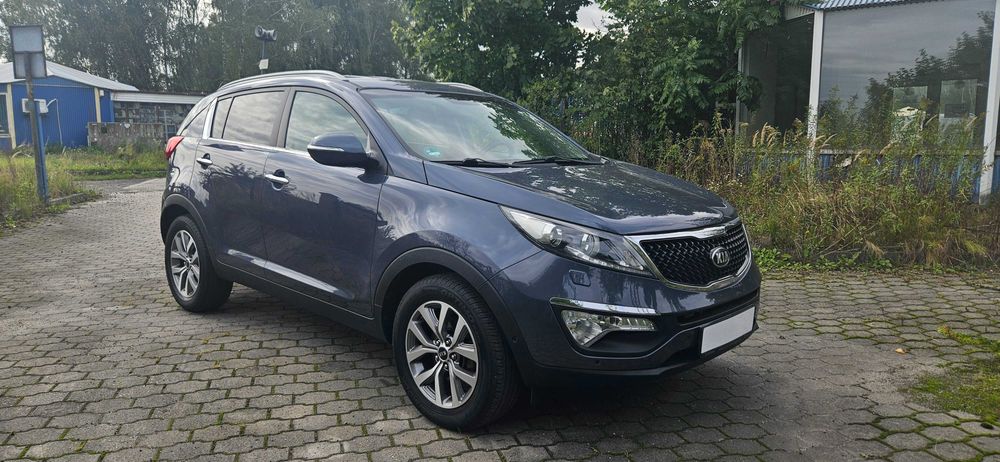 KIA SPORTAGE - 1.6 Benzyna !! Bogata Wersja !! Super Stan !!