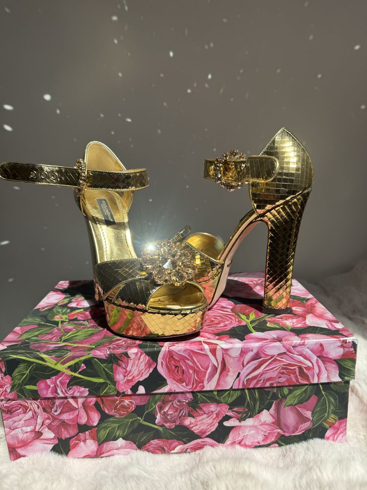 Босоножки Dolce&Gabbana 36 размер