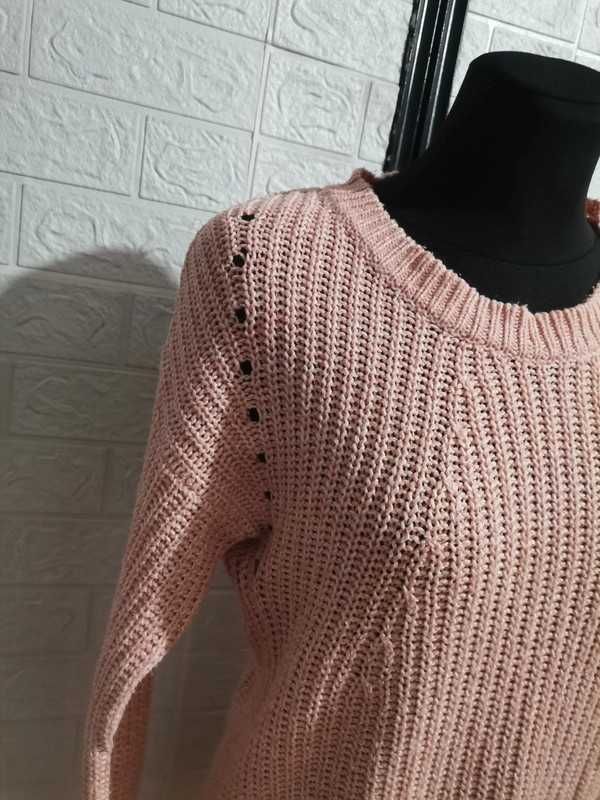 Sweter rozmiar m cena 18 zł