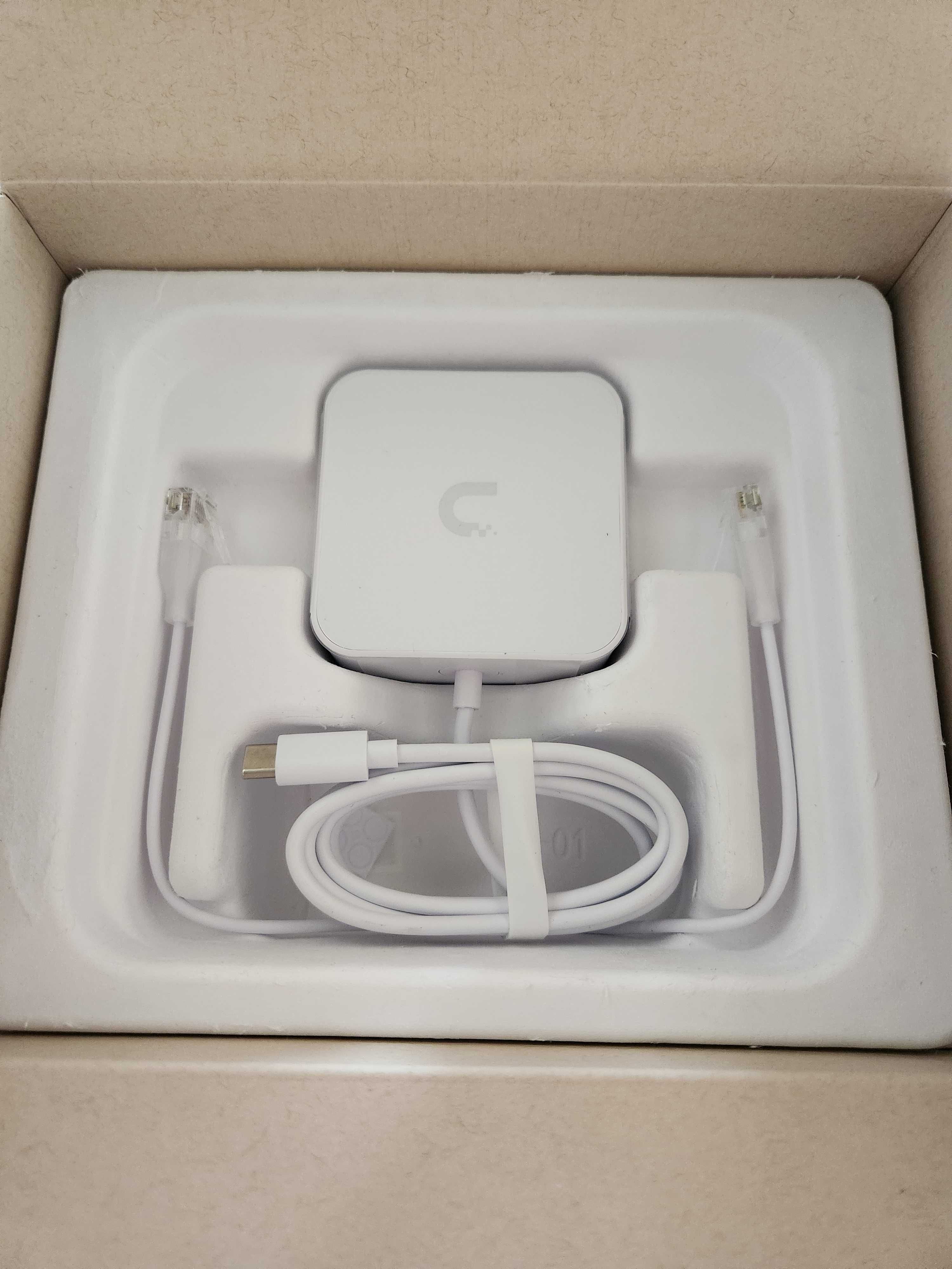 Роутер/шлюз Ubiquiti Cloud Gateway Max (UCG-Max)