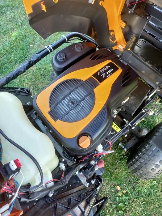 Traktorek kosiarka Stiga Estate 4092H + zamiatarka