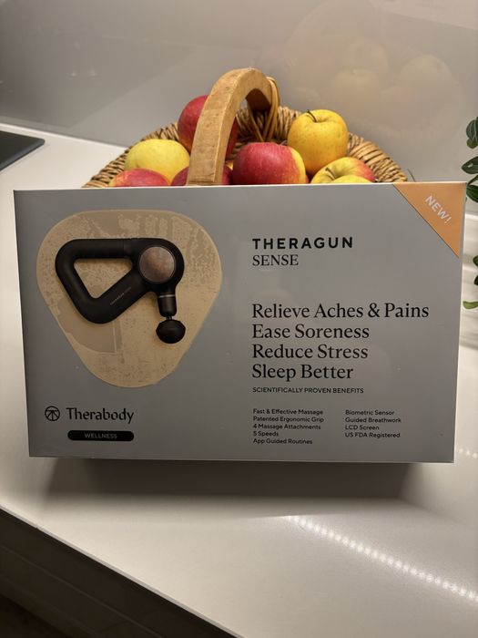 Masażer THERABODY Theragun Sense Czarny