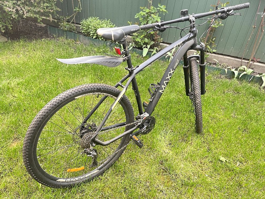 Велосипед гірський MaxxPro 29