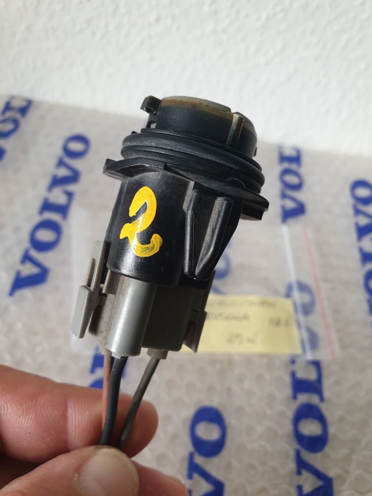 wkładka kierunkowskazu wkładka obrysowa volvo 740  NR 2