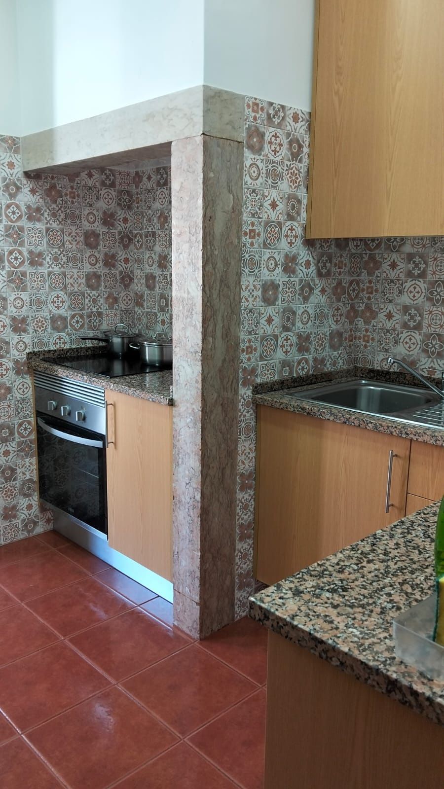 Arrenda-se quarto