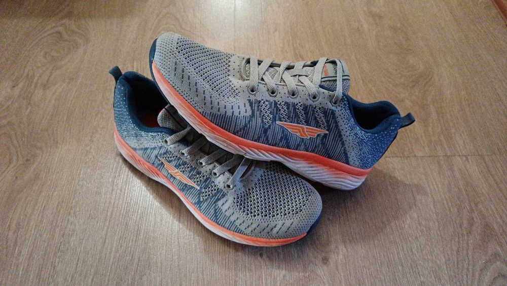 кроссовки размер 41,5