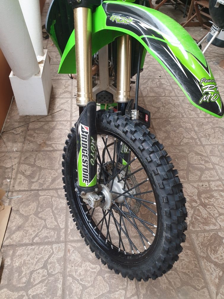 Kawa KX250F de 2009