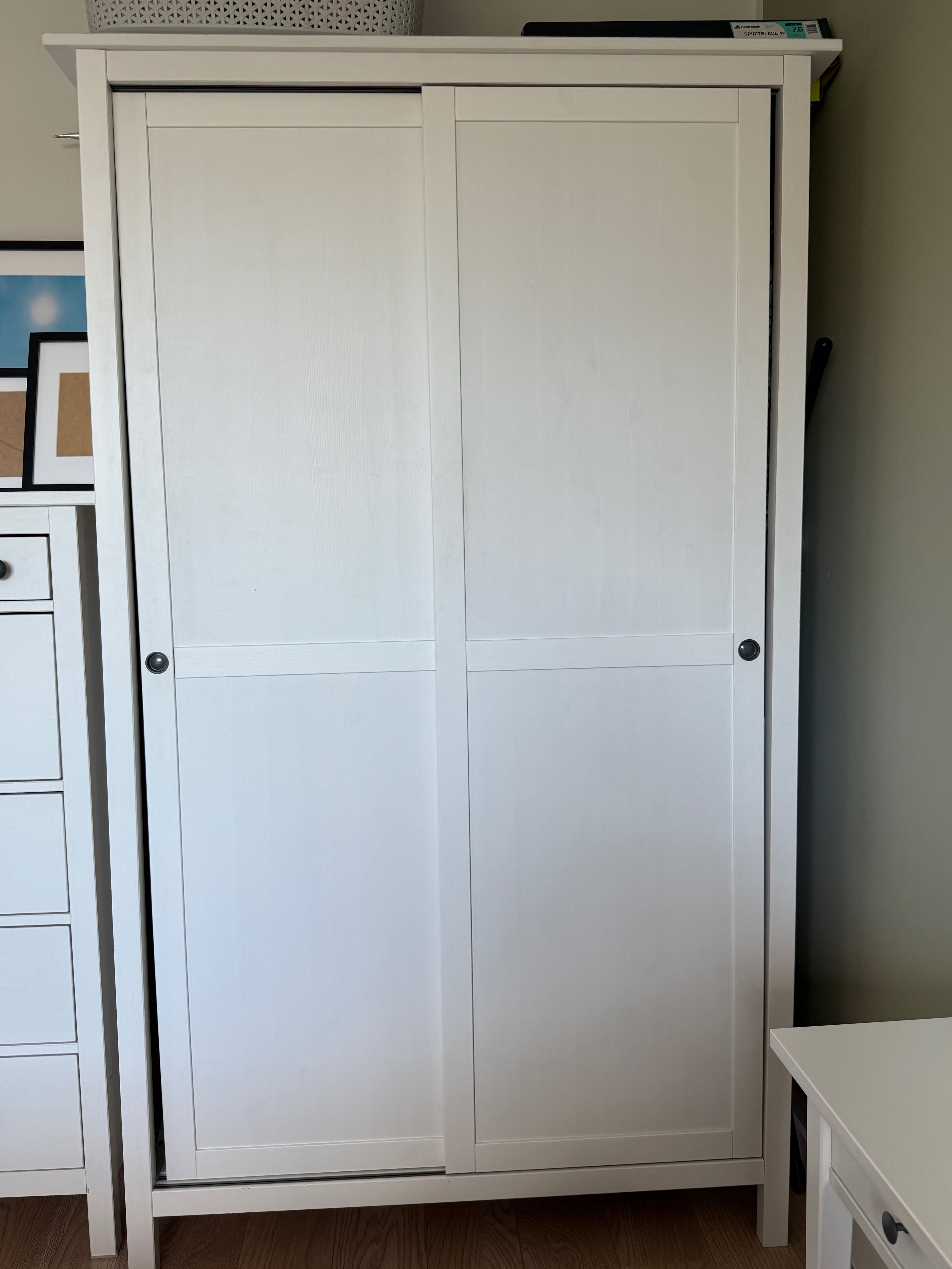 HEMNES Szafa z drzwiami przesuwnymi 2