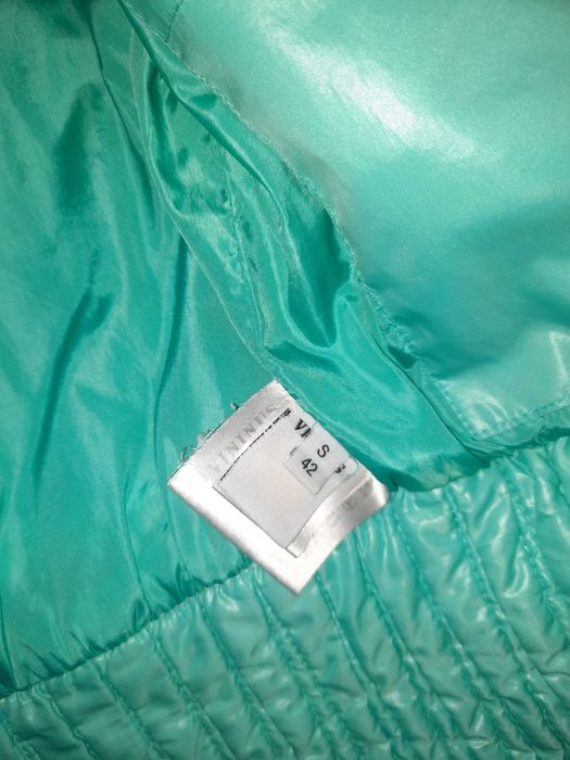 Куртка на дівчинку s