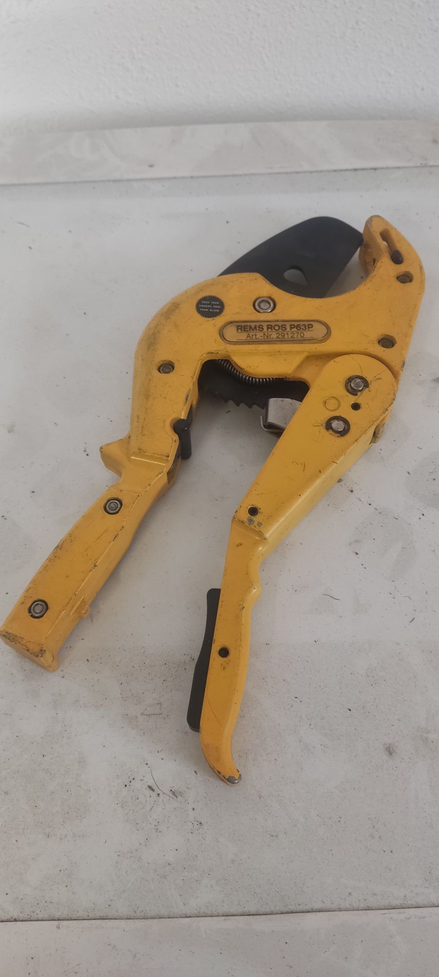 Tesoura de tubos Rems Ros P63P