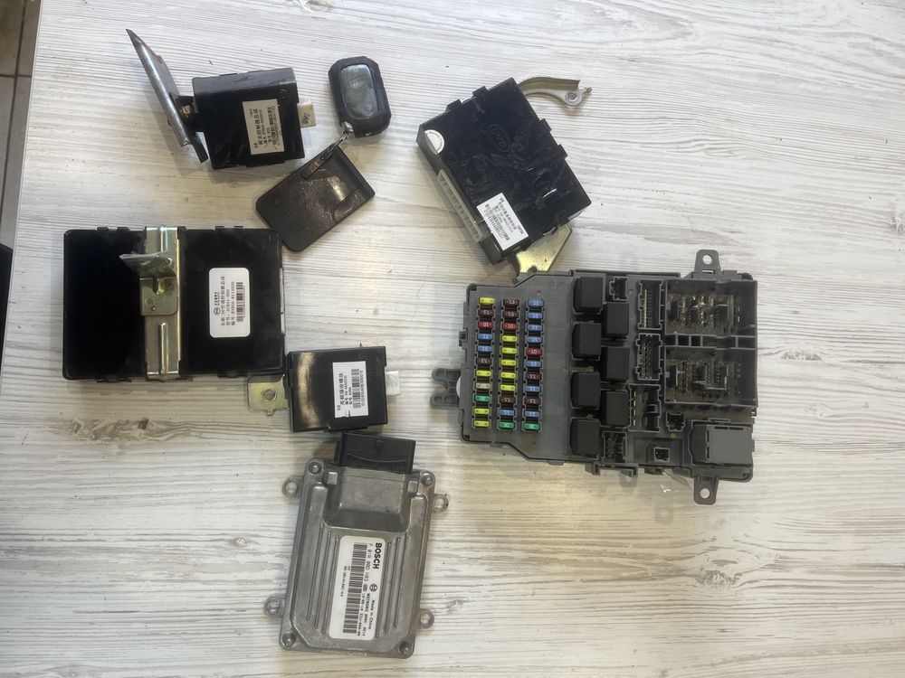 f01r00dh83 блок управление двигателем бид с6 byd s6