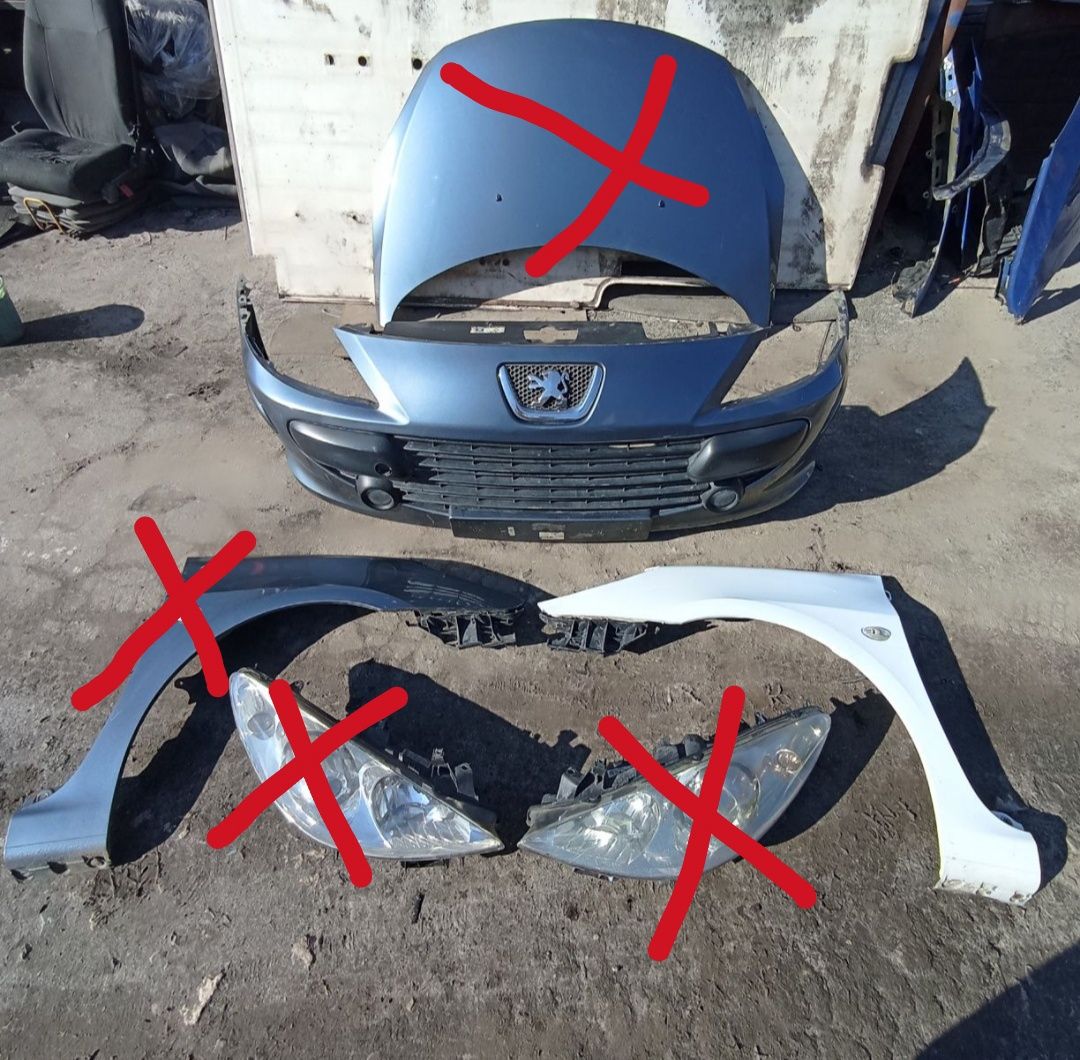 Бампер  Peugeot 307 Пежо 307