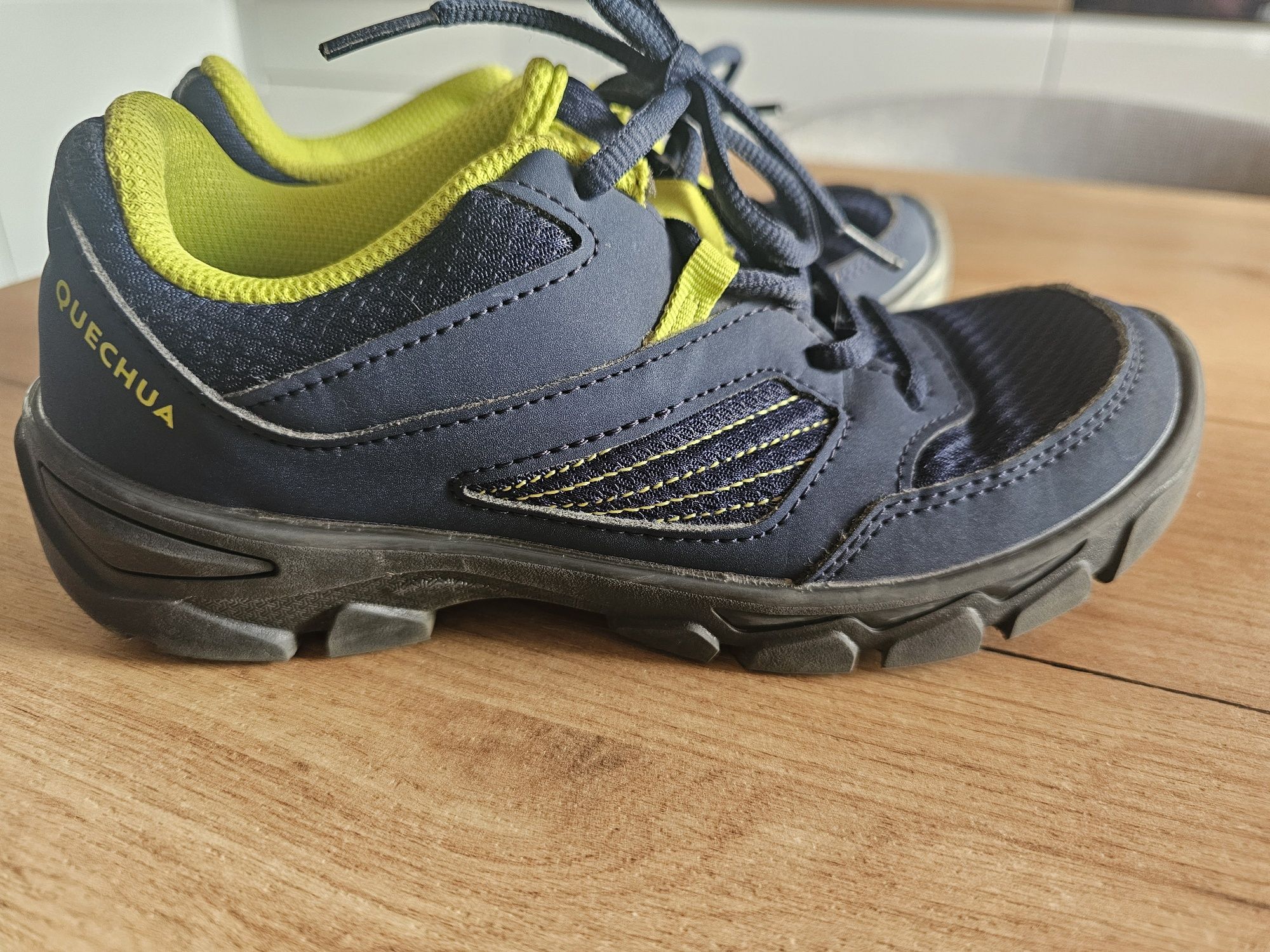 Buty trekkingowe górskie dla chlopca Quechua stan bdb