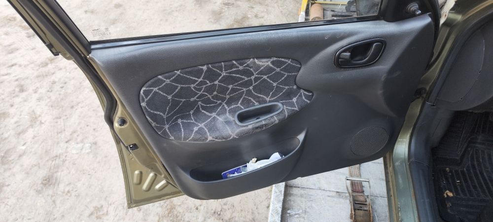 Daewoo ланос   ГУР  кондиционер цена  указана за двигатель авторазборк