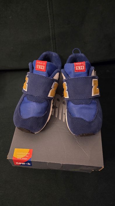 New Balance sneakersy bardzo lekkie r. 25 granatowe na rzepy NW574HBG