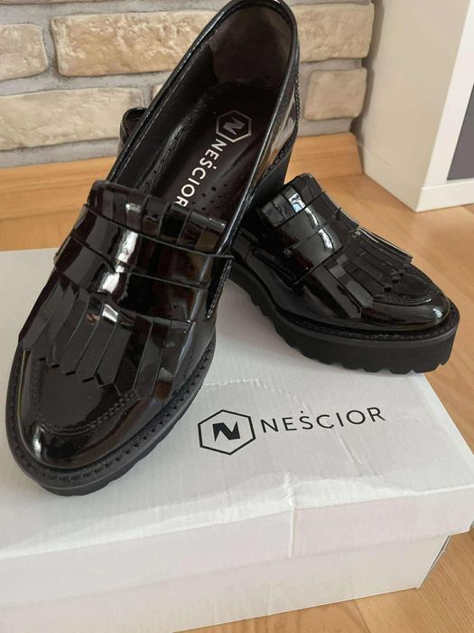 czarne skórzane lordsy mokasyng Neścior rozm 35 nowe
