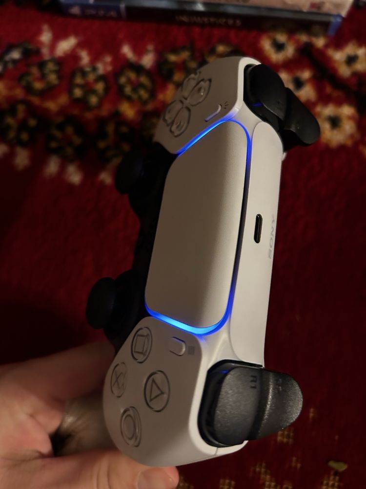 Pad dualsense na PS5 sprawny 100%