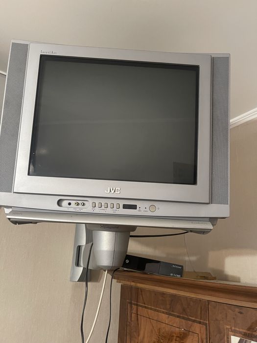 Продам телевизор JVC AV 2105EE 21 диагональ