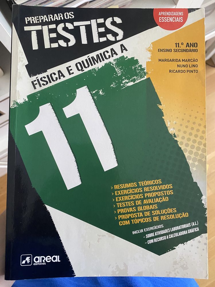 Livro preparação para exame - Fisica e Quimica A