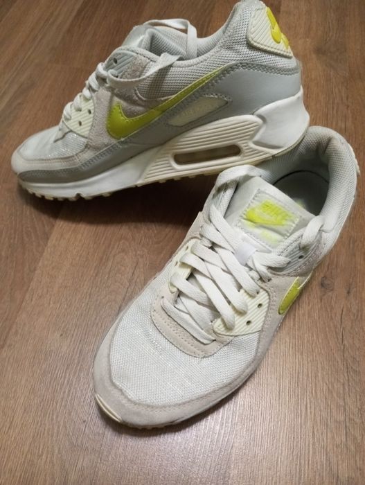 Продам кросівки оригінальні