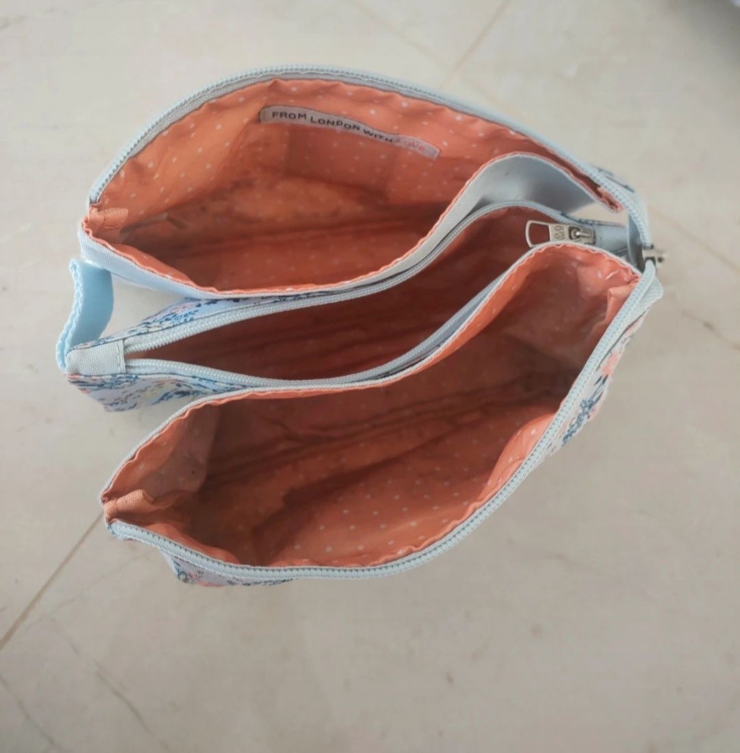 Conjunto Mochila com estojo triplo