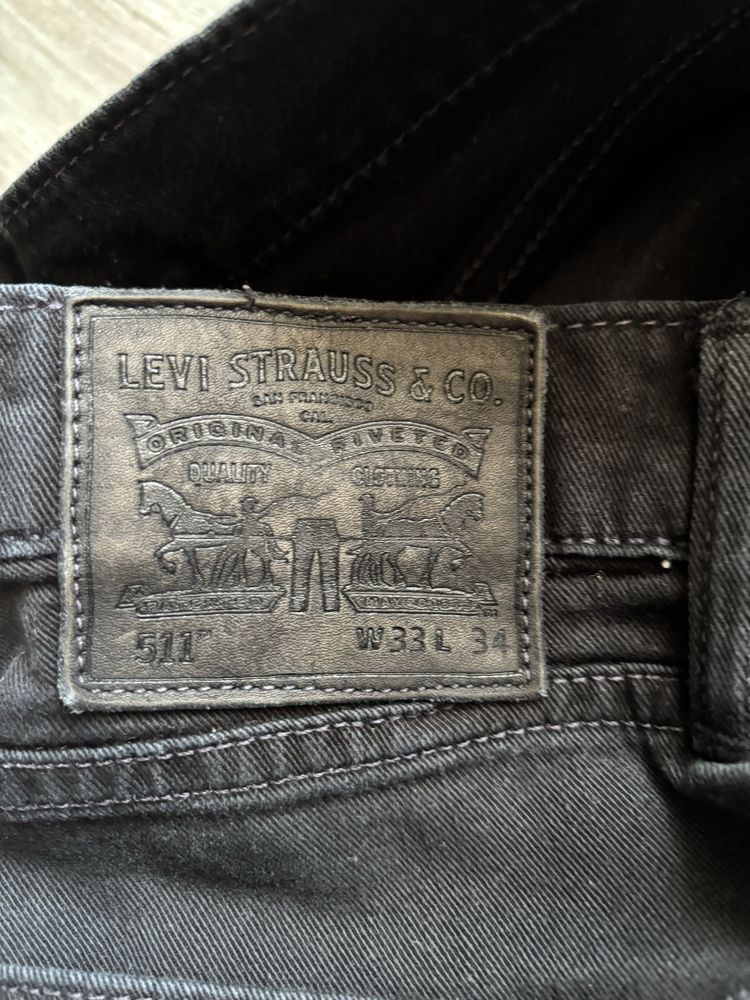 Spodnie czarne Levis