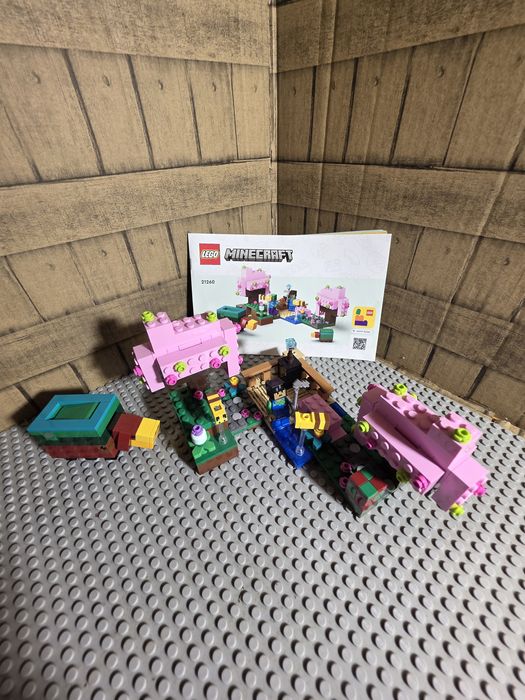 Lego Minecraft 21260