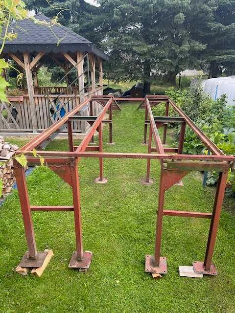 Najazd samochodowy / rampa obsługowa – konstrukcja metalowa