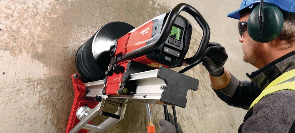 Wiercenie otworów w betonie, przewierty Hilti 57-202 mm Profesjonalnie