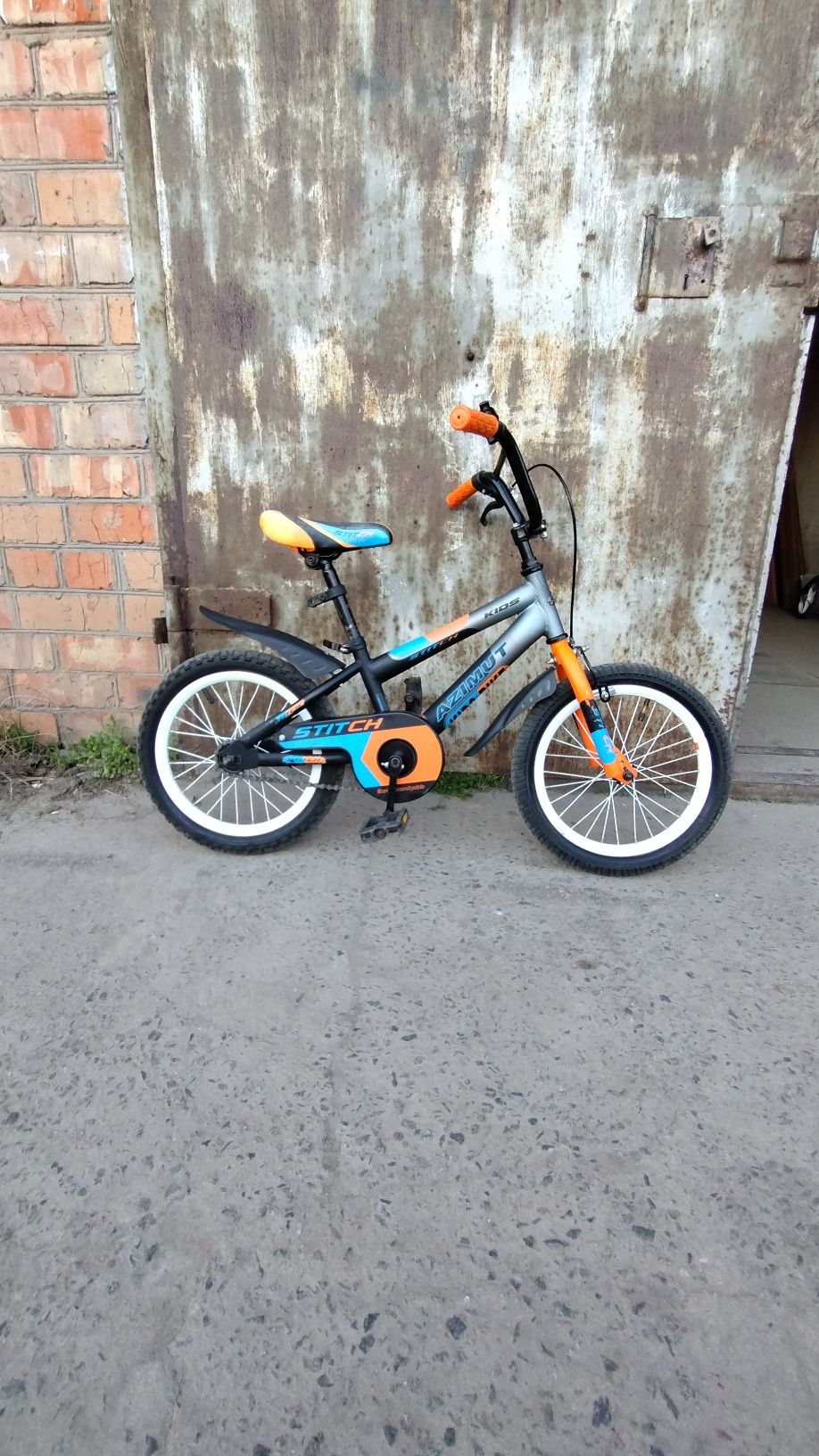 Продам детский велосипед  Azimut